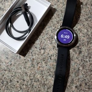 SOLD Garmin Vivoactive 3 SOLD